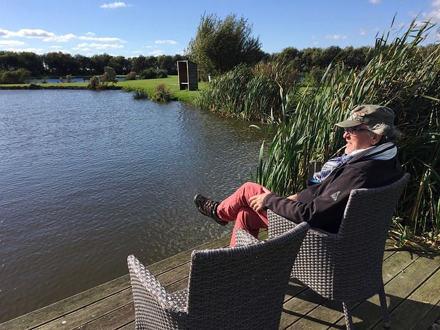 媒体的过度 媒体的过度